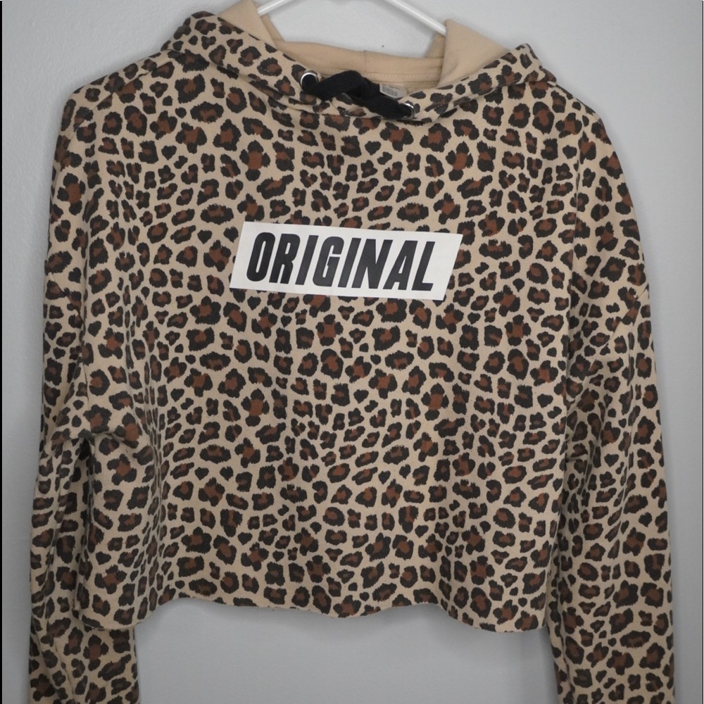 Cropped Leopard Hoodie